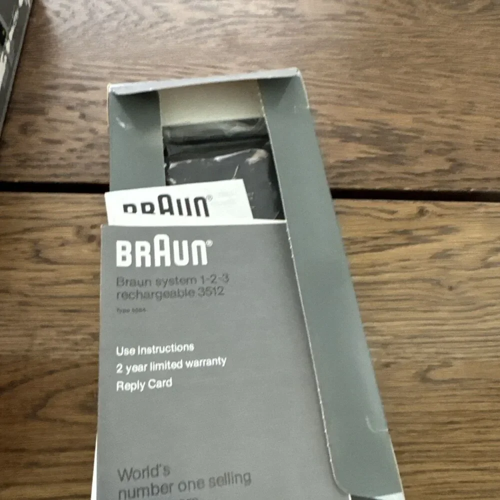 Braun System 1-2-3 3512 Rechargeable Shaver w/ Case & Charger Vintage Open Box